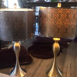 Set of two table lamps one gold and one silver 💕